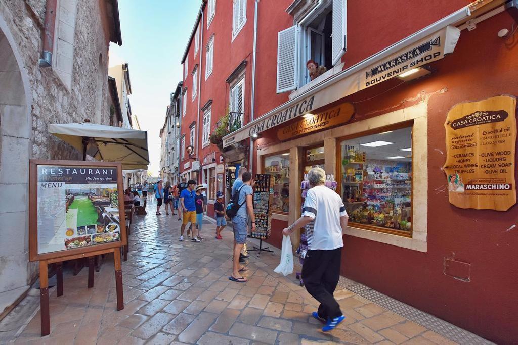 4 Corner The Center Of The Old Town Apartment Zadar Exterior photo